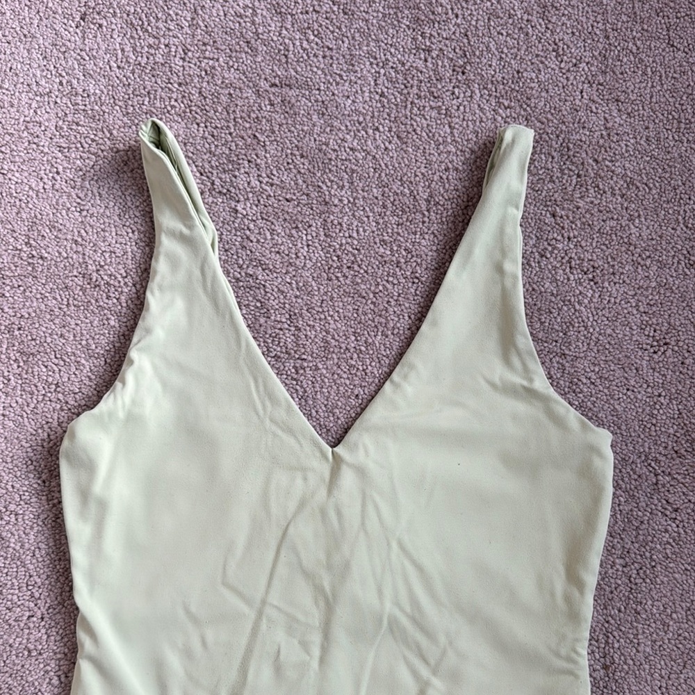 Lime green bodysuit - Picture 2 of 4